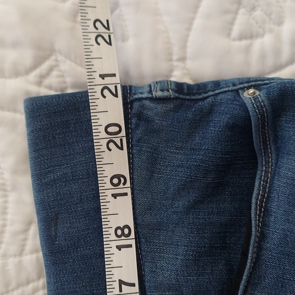 ➕️ Levi Strauss Signature Shaping Pullon Super Skinny Size 22 Jeans - Picture 6 of 8